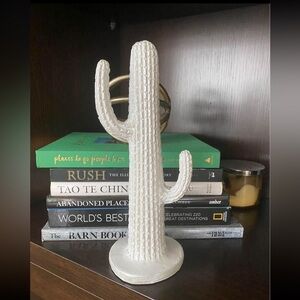 Decorative Statue Sculpture Western Cactus Ceramic White 11 inches Home Decor